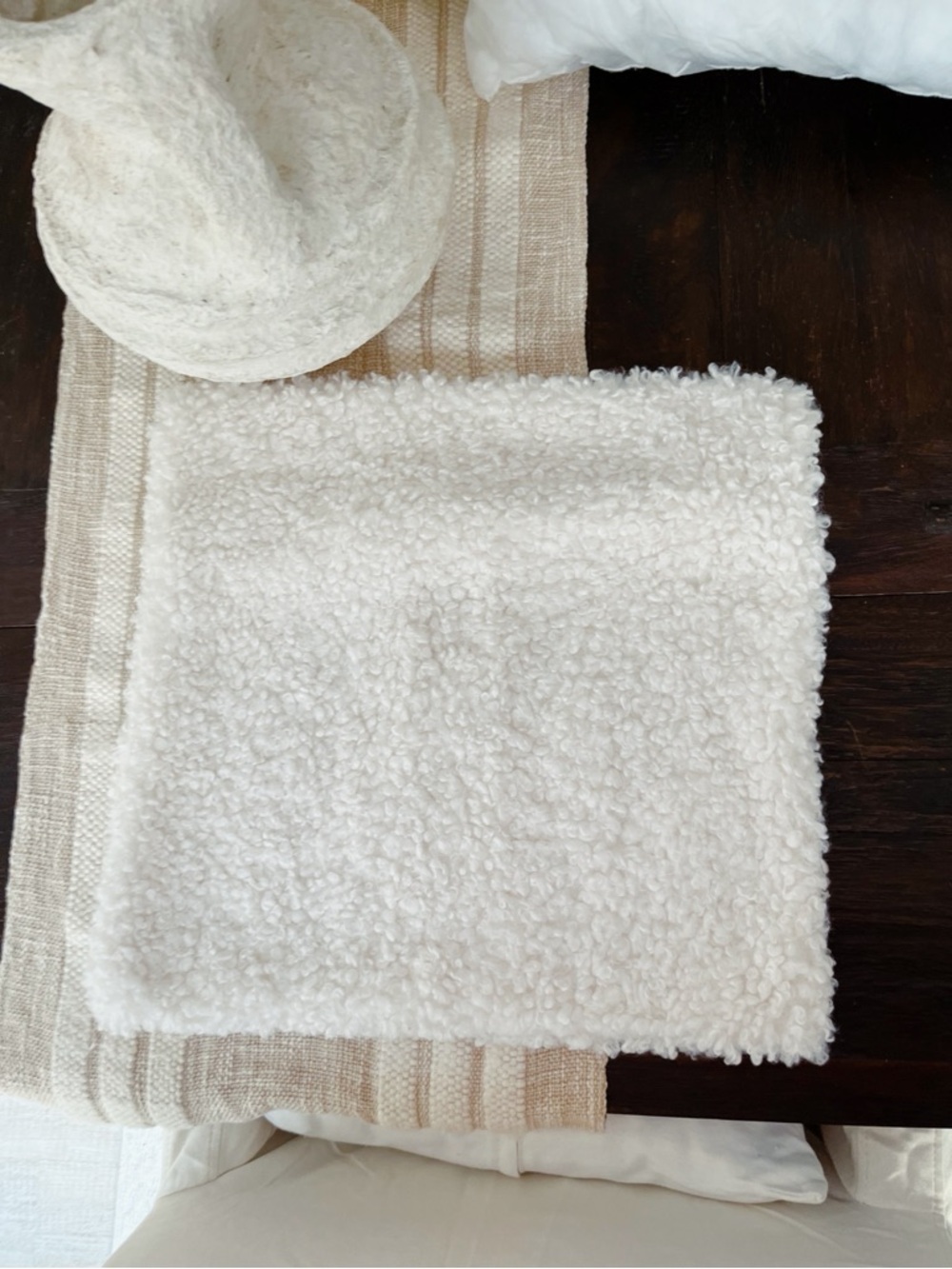 NWOT COZY AND BEAUTIFUL SHERPA PILLOW COVER 🤍🤍